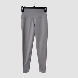 ALO Light Purple "Fog" High Waist Cropped Leggings XS ($118)